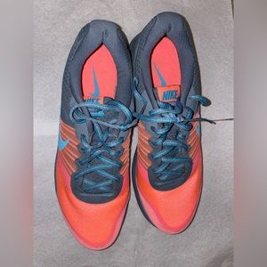 Nike Dual Fusion Womens running shoes